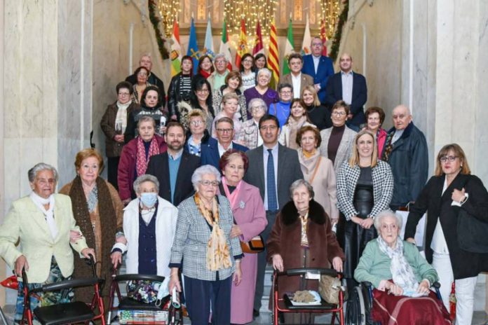 2338160a7cc88e5339f9d10742a77113_2_XL