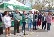 La AECC realiza una cuestación el domingo