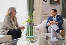 Valverde comparte con Amfar la función primordial que desempeñan las mujeres en el desarrollo rural