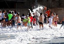 EL COSO HACE UNA FIESTA FIN DE CURSO SOLIDARIA