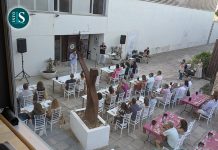 Primera entrega de «Vino bajo las estrellas» con vinos de Bodegas Crisve y el humor de Chemi Moreno.
