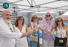 El patio del Museo Torre del Vino acoge la tercera edición de ‘Compras y Copas’
