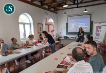 El Centro Social Casa Carmen Arias acoge con éxito el taller de Reto Comarcas CR de la Cámara de Comercio