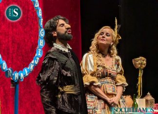 «La farsa del siglo de Oro 2.0» saca la sonrisa al público en el Reina Sofía